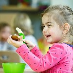 Green Giraffe Nursery logo